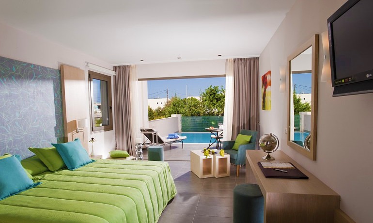 Castello Boutique Resort & Spa superior room with private pool
