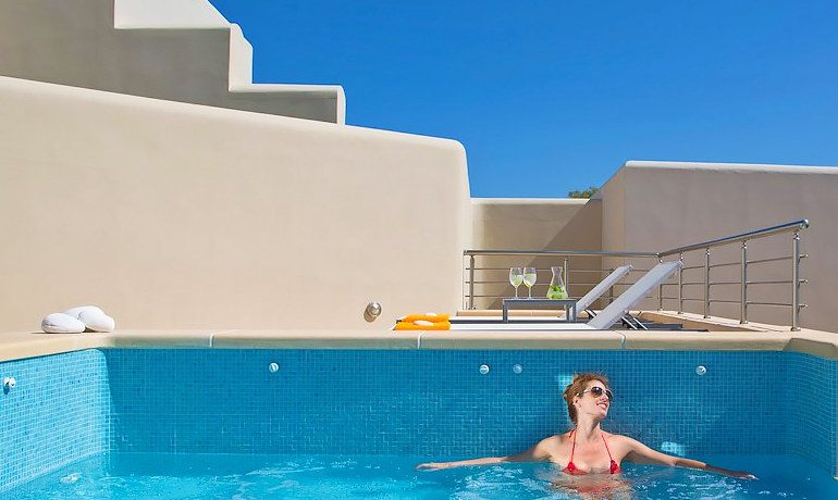 Kouros Art Hotel pool