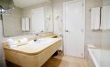 Hotel Astoria Playa bathroom
