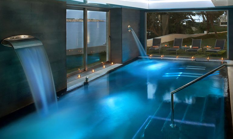 Gran Melia de Mar indoor pool