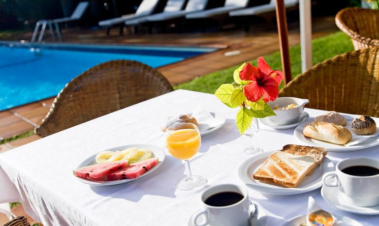 Hotel Araxa breakfast