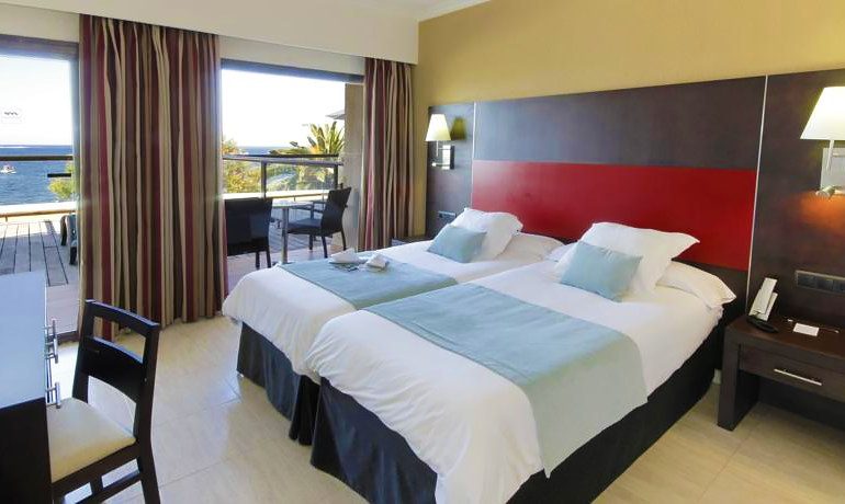 AluaSoul Palma hotel room with sea view