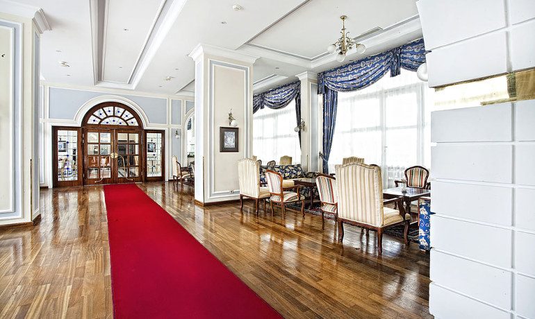 Pasha's Princess Hotel lobby