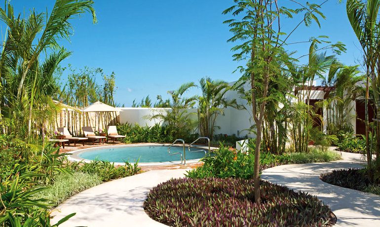 Secrets Playa Mujeres Golf & Spa Resort outdoor jacuzzi