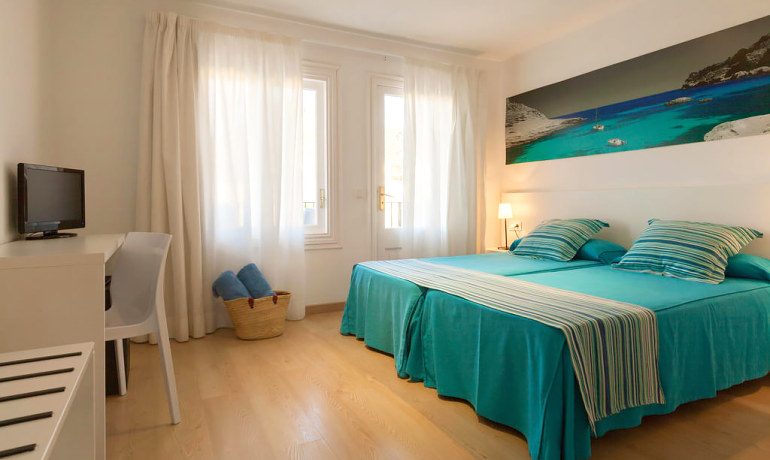 Hotel Capri Port de Pollensa economy room