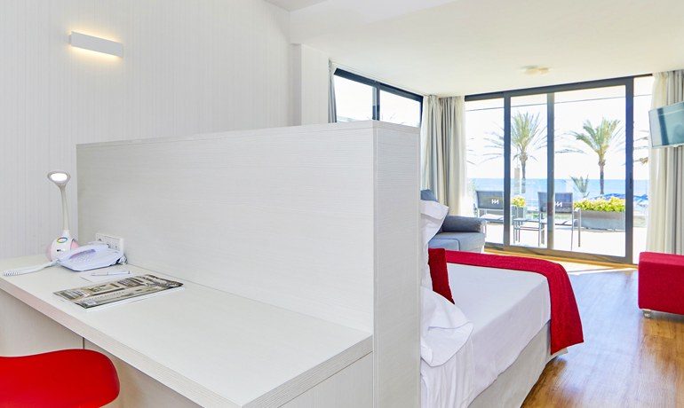 Hotel Negresco superior panoramic sea view double rooms terrace