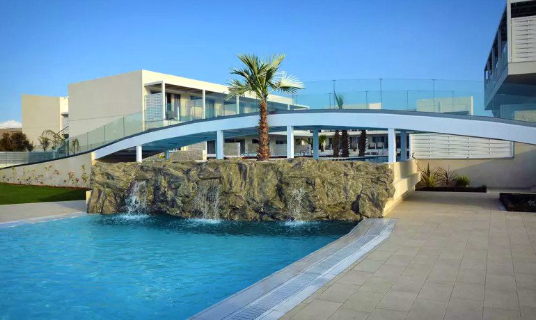 Insula Alba Resort & Spa hotel pool