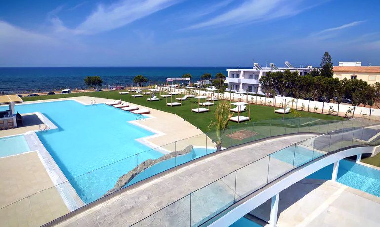 Insula Alba Resort & Spa hotel view