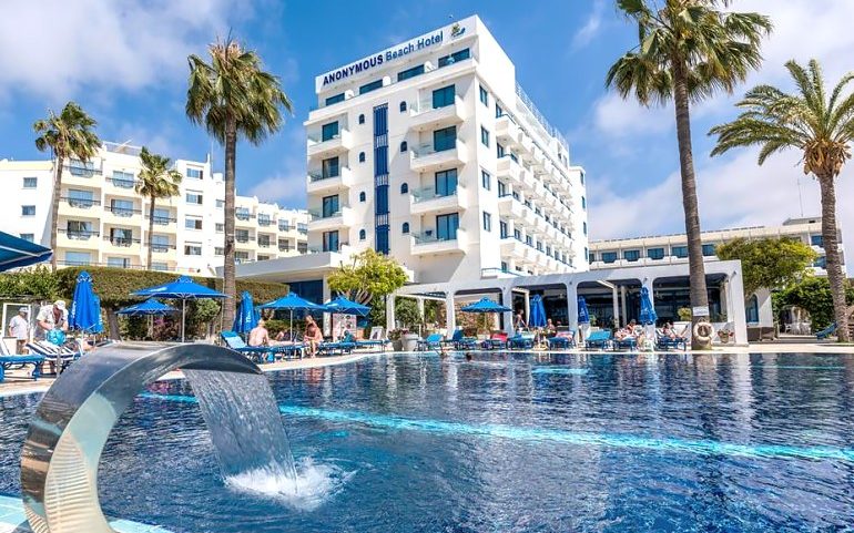Anonymous Beach hotel pool